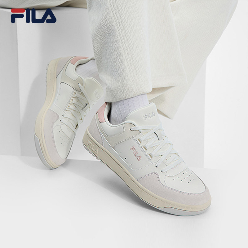 FILA斐乐复古板鞋女子