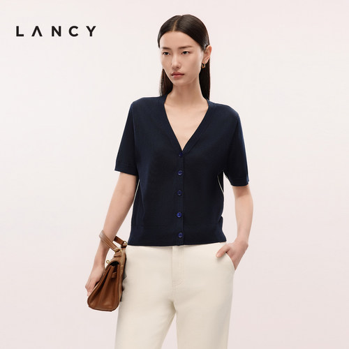 优雅V领 下摆收束 撞色线条