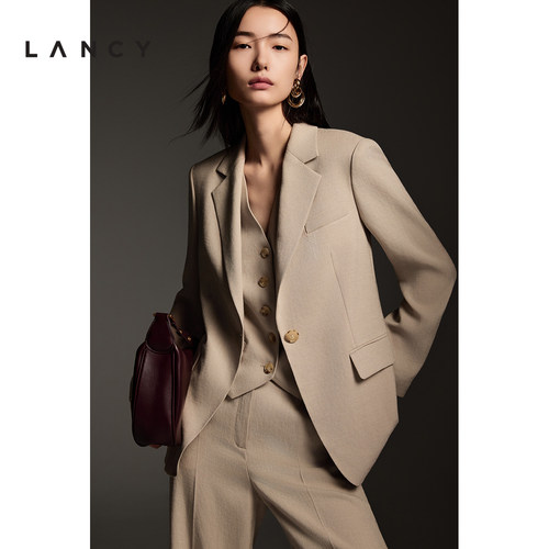 定制纽扣 立体肩型 西式精裁