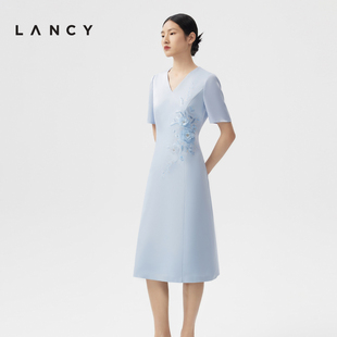 新中式 LANCY 新款 朗姿2024春季 V领绣花连衣裙三醋酯刺绣收腰短袖