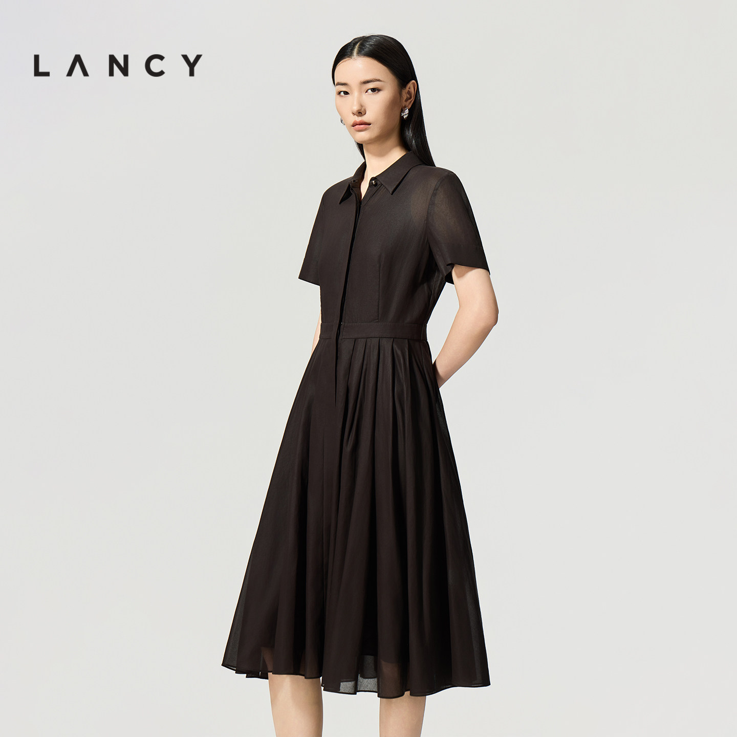 LANCY/朗姿2026夏季新款高端大气端庄衬衫领收腰A字百褶连衣裙长图片