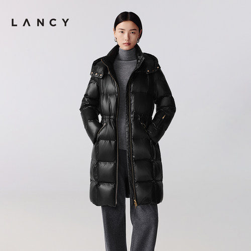 直筒廓形 收腰款式 连帽设计