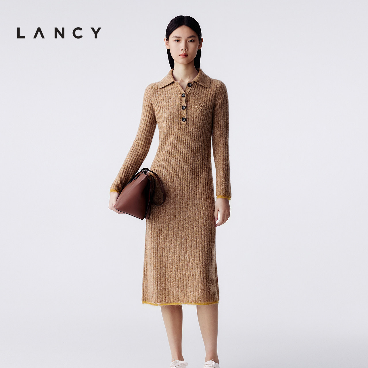 修身裙型 复古夹花 丰富肌理