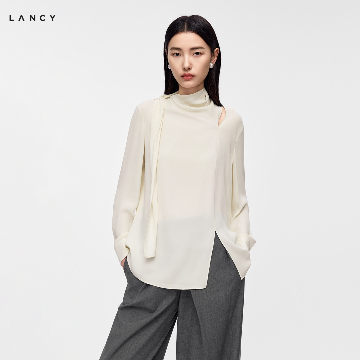 【真丝】LANCY/朗姿2026年秋季新款法式设计感飘带荡领衬衫上衣女图片