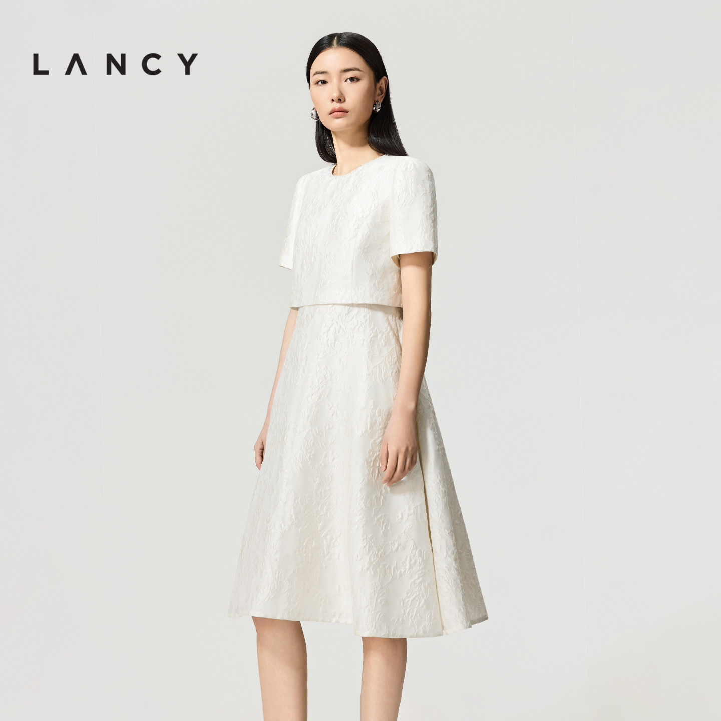 LANCY/朗姿2026夏新款蚕丝优雅A字假两件立体提花短袖中长连衣裙
