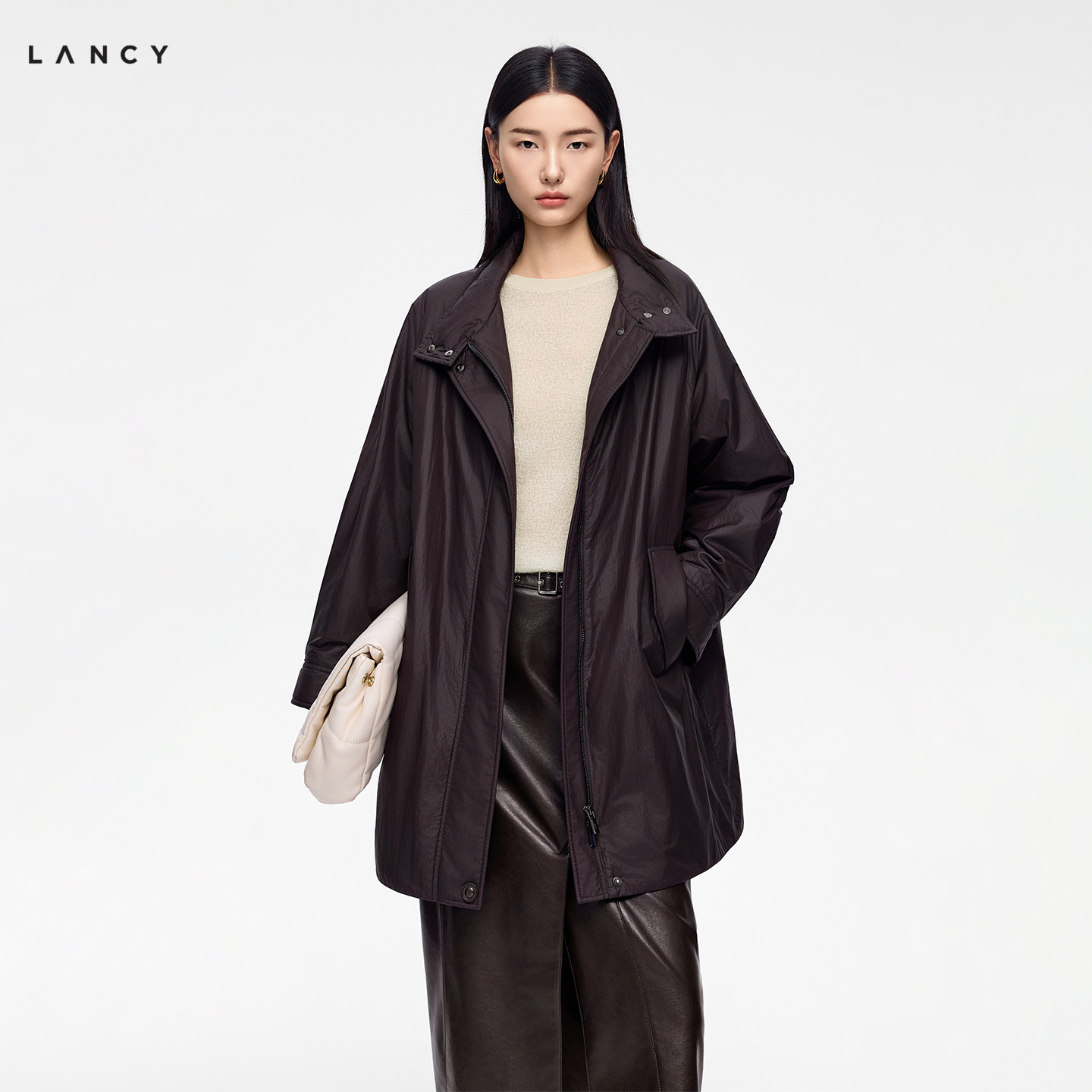 【匈牙利白鹅绒】LANCY/朗姿2026冬季新款高领中长风衣羽绒服女图片