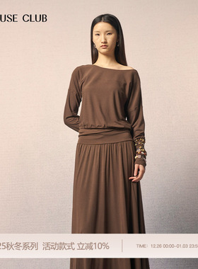 REFUSE CLUB 25秋冬新款咖色斜肩长款休闲连衣裙