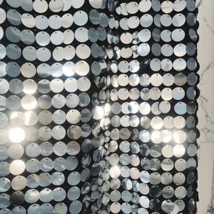 鱼鳞亮片背景布料婚庆晨袍拍摄直播房间生日party装 饰背景墙桌布