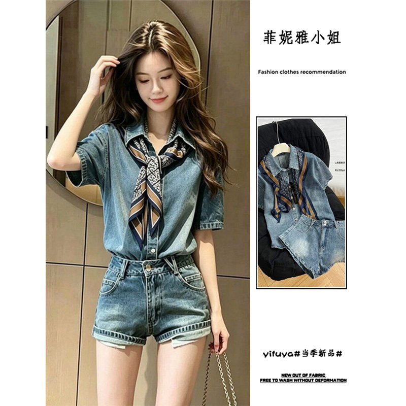 巨好看复古牛仔套装女夏季韩系休闲穿搭翻领衬衫直筒短裤两件套