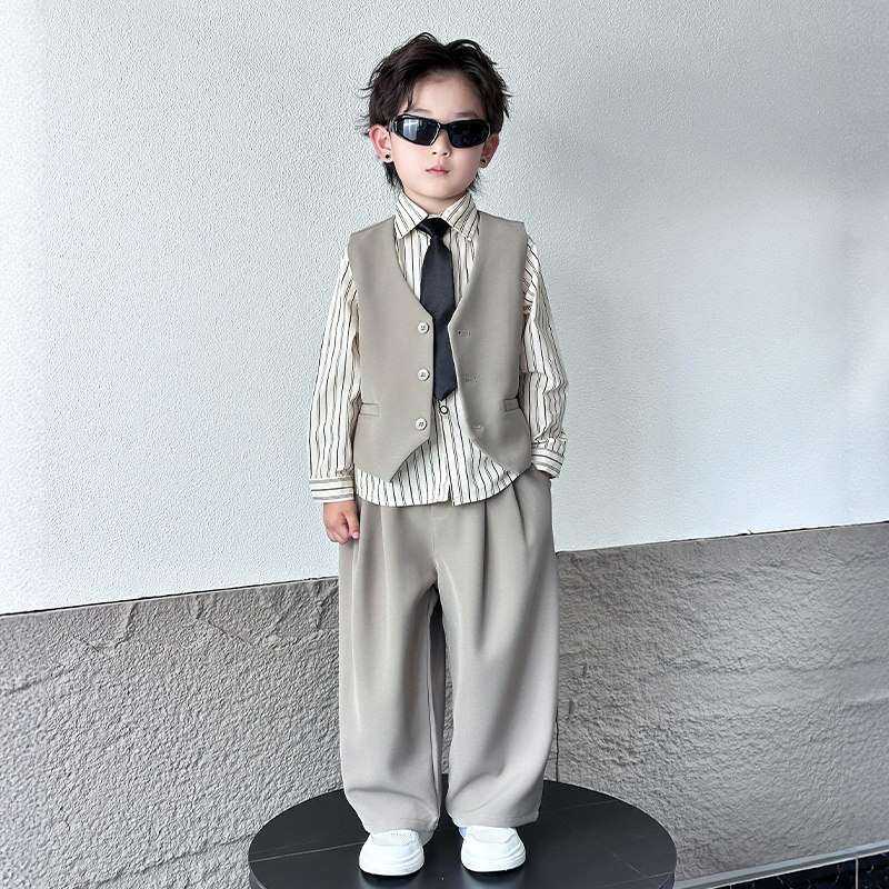 儿童西装套装男童生日潮流休闲西服花童高端礼服男孩主持人演出服