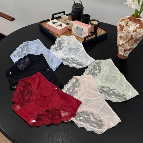 性感后腰镂空诱惑蕾丝女内裤诱惑