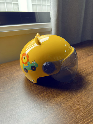 新国标儿童电动车头盔卡通耳朵电瓶车安全帽男女童可爱半盔防晒