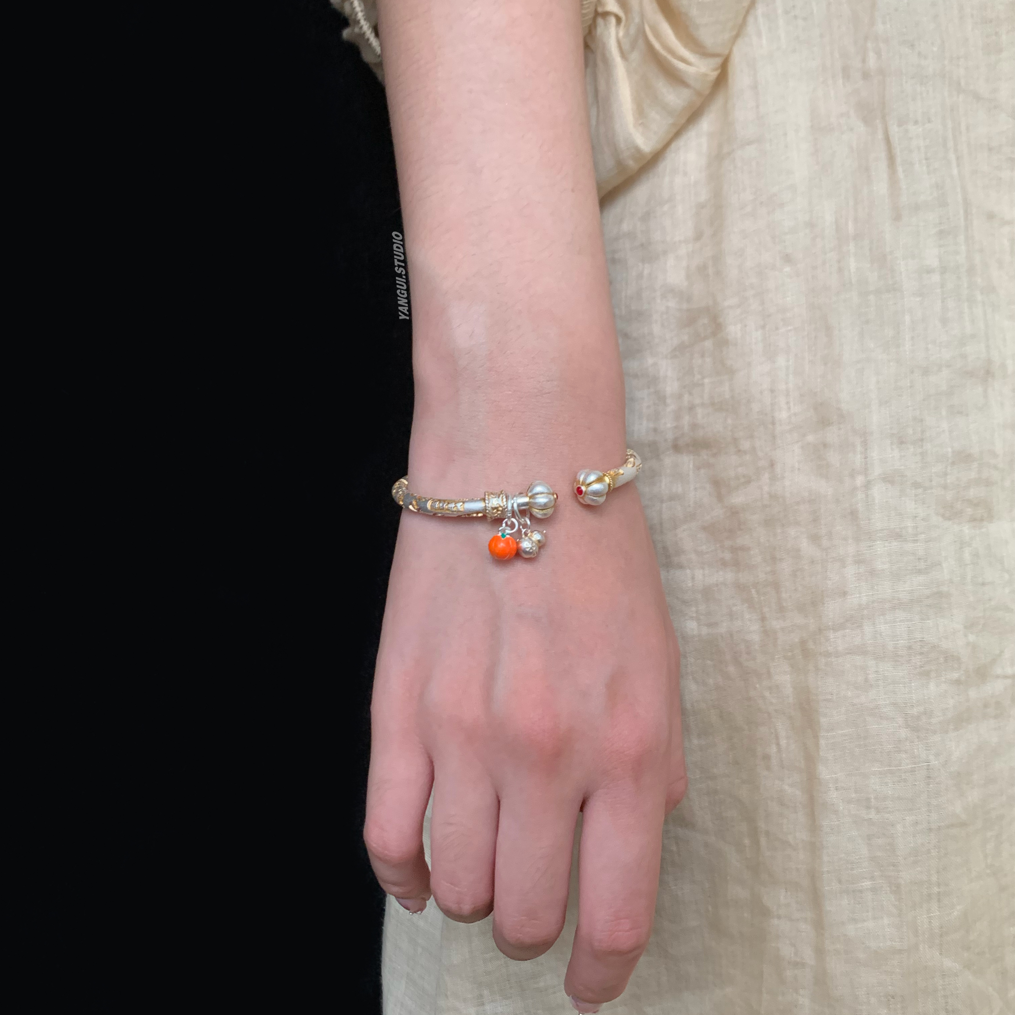 Yangui燕归「柿柿如玉」国风新中式足银999.9描金百搭轻奢手镯女