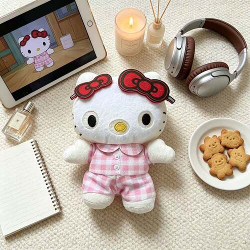 新款可爱敷面膜hellokitty公仔挂件书包玩偶抱挂小众闺蜜礼物高颜