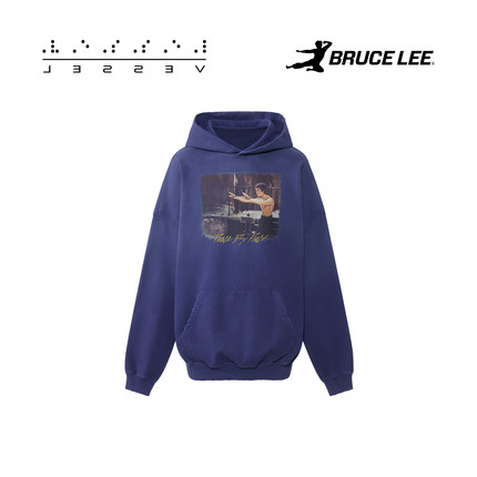 xVESSEL李小龙联名款人物图案时尚潮流休闲风卫衣