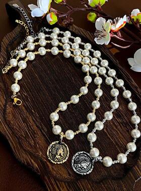 珍珠圆牌头像项链法式复古气质