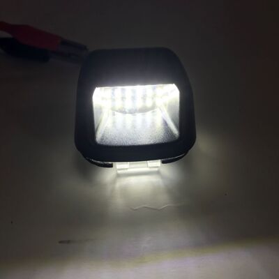 适用于Nissan navara D40 Frontier 日产尼桑纳瓦拉白光LED牌照灯