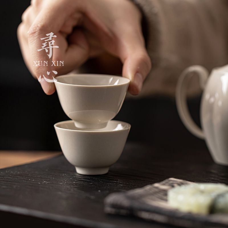 寻心草木灰陶瓷茶杯个人专用品茗杯功夫茶具家用主人杯单杯喝茶杯