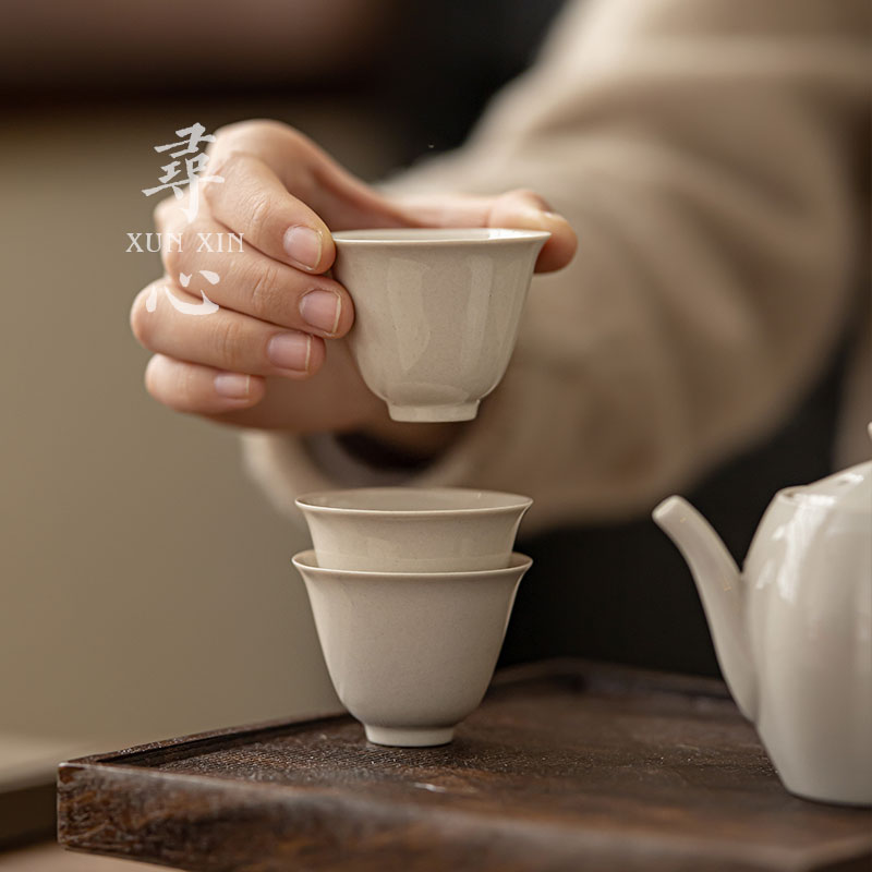 寻心草木灰主人杯中式陶瓷茶杯个人专用品茗杯家用功夫茶具闻香杯