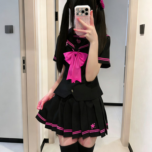 秋柚语JK水手服黑玫显瘦套装
