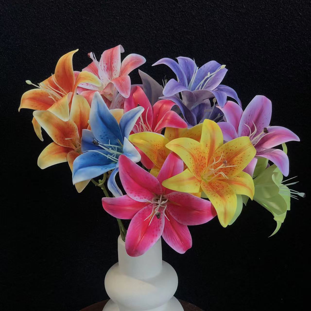 2025新款双头百合仿真花艺婚庆装饰胶片假花艺家居摆件客厅