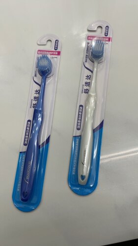 颜色随机发一支舒适D宽幅刷头牙刷清洁品牌礼品轻柔细丝深度清洁