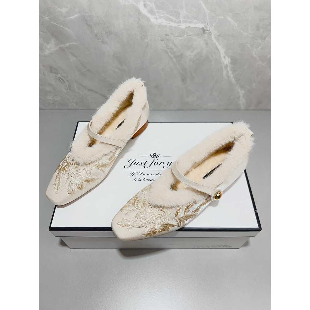 潮牌国风新中式方头粗跟毛毛鞋女秋冬新款大码旗袍鞋刺绣豆豆棉鞋