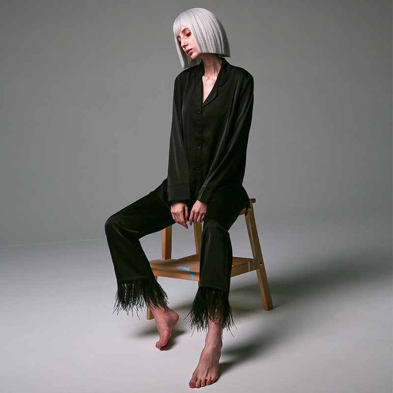 比弗小姐2022春夏月子服产后绸缎孕妇睡衣羽毛分体家居服套装黑色