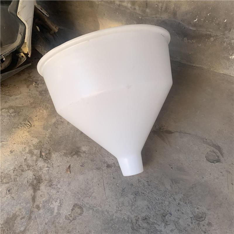 新款养猪用料槽漏斗养猪场食品级大口径自动下料特大加厚漏喂猪鸡