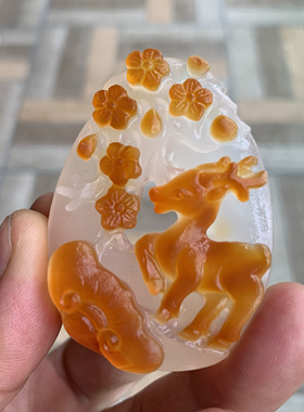 纯天然精品红玛瑙俏色巧雕梅花挂件一路有你小鹿吊坠项链毛衣链
