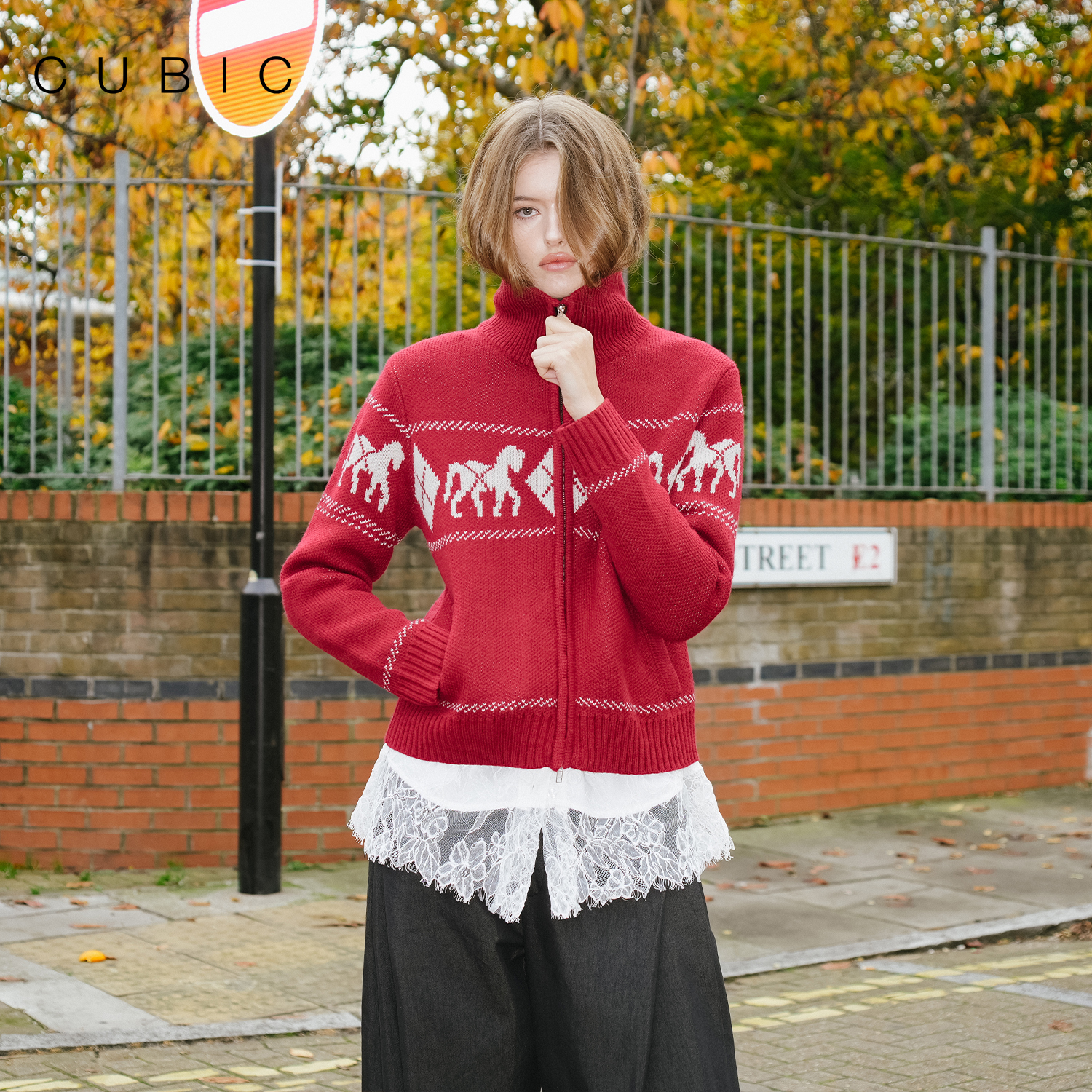 CUBIC趣味图案提花设计毛衣