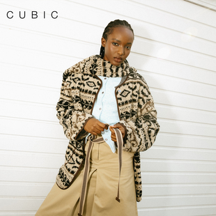 CUBIC复古费尔岛摇粒绒花纹保暖舒适圆领围脖羊羔绒外套EC6021