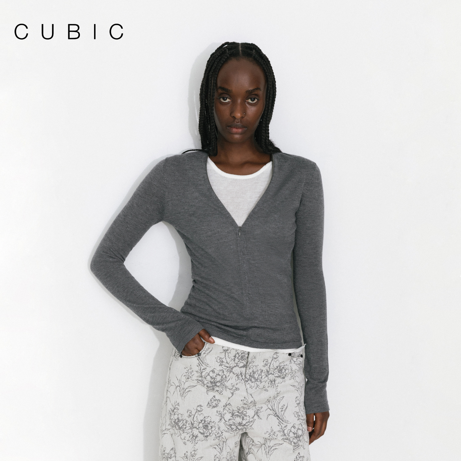 CUBIC极简休闲风羊毛混纺针织衫