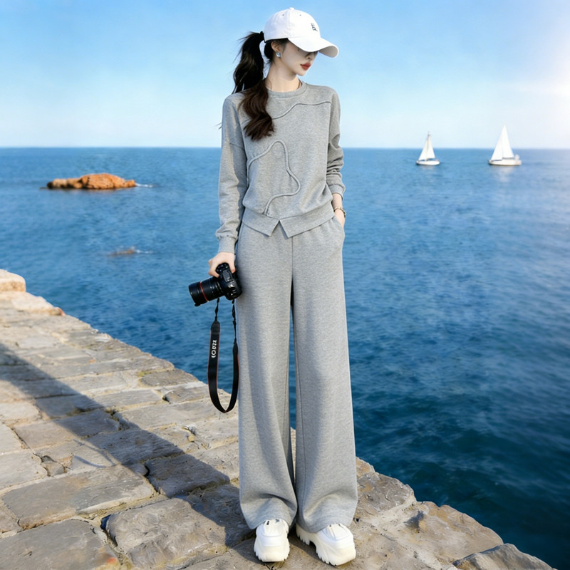 巨好看的春秋穿搭一整套时尚洋气设计感圆领卫衣阔腿裤休闲套装女