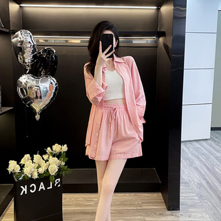 休闲运动套装女夏季2025新款薄款洋气粉色防晒衬衫上衣短裤两件套