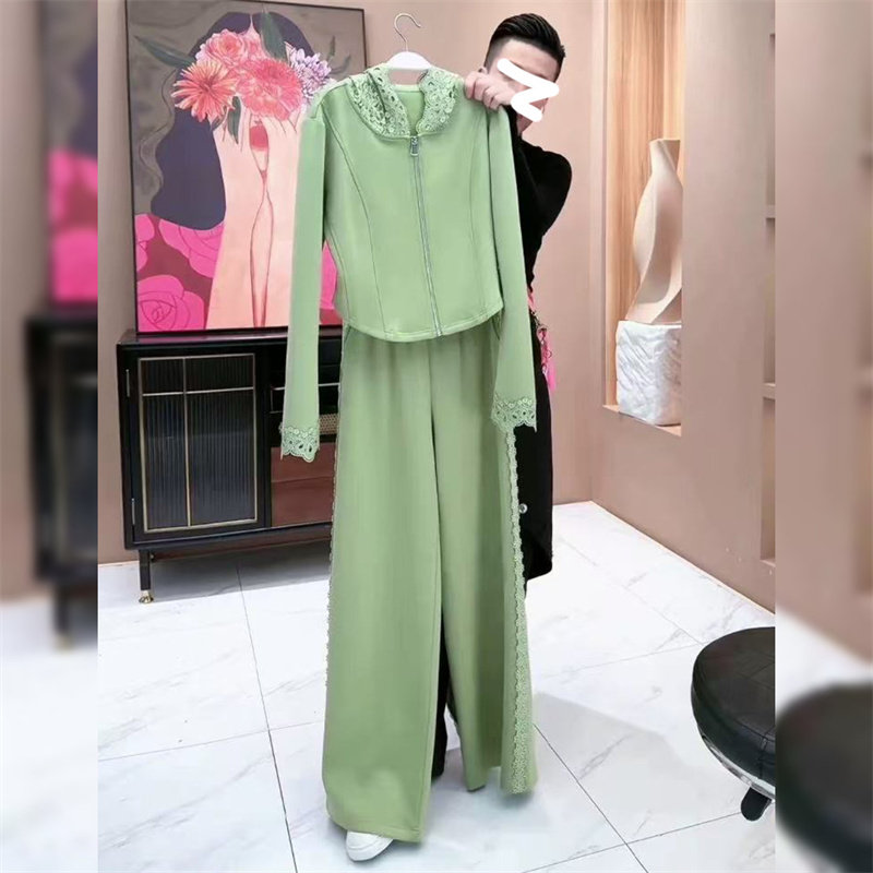 运动休闲套装女2026春秋新款蕾丝拼接连帽拉链卫衣阔腿裤两件套潮