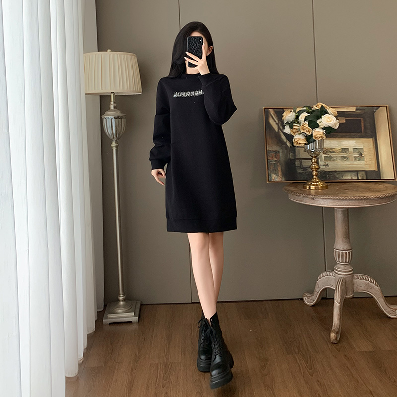 高级感烫钻黑色卫衣裙女中长款