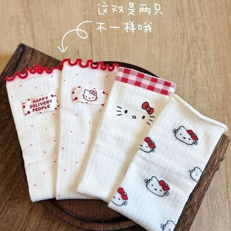 新款高颜值kitty猫袜子秋款女ins日系可爱袜子中筒袜网红可爱袜子