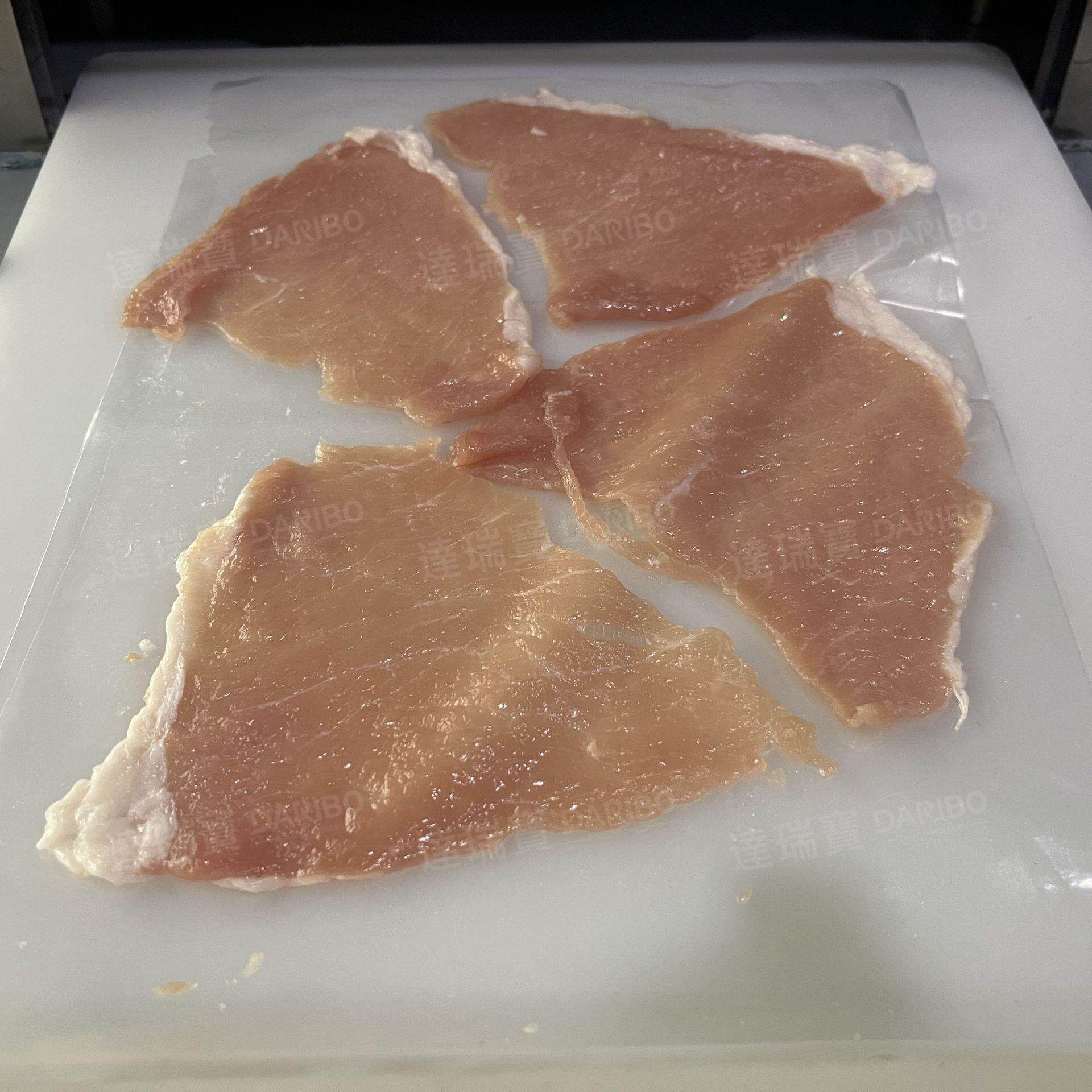 W炸猪排炸猪扒压扁压片设备 全自动肉排压片器炸鸡扒鸡排前道工序