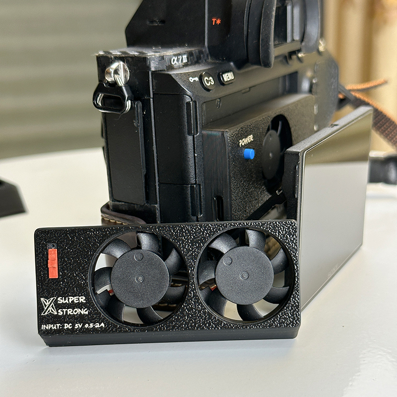A6400直播散热器 微单风扇通用 A7R4 A600索尼上下屏相机适用a7m3