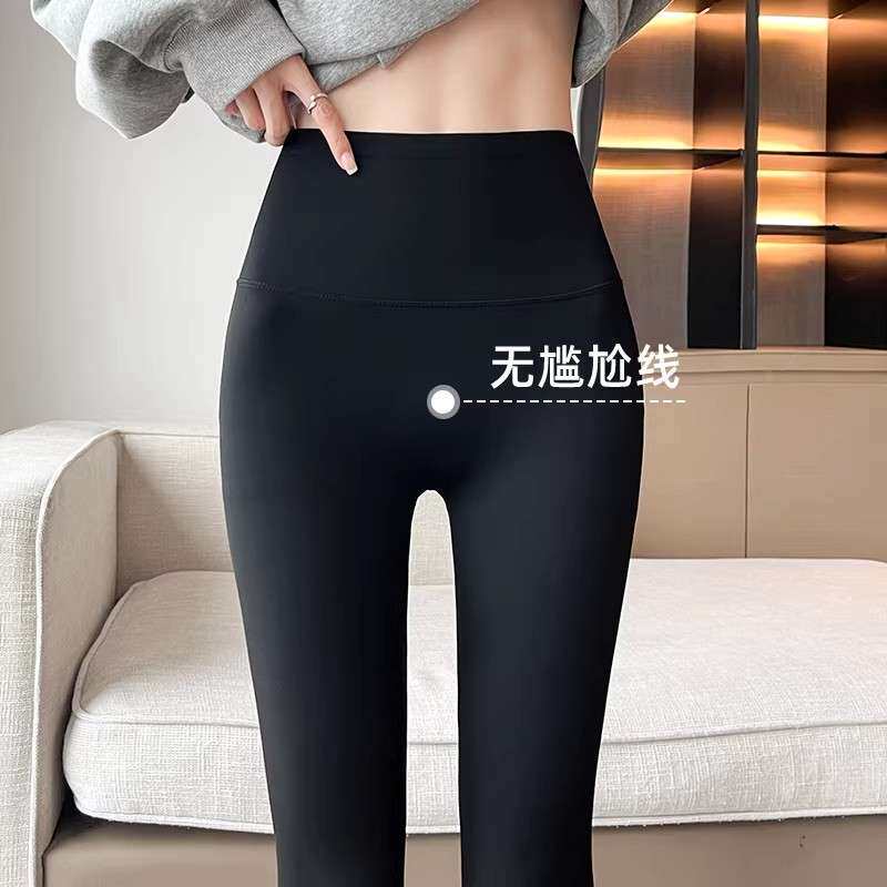 黑色鲨鱼裤女秋外穿2026新款高腰提臀瑜伽健身紧身大码胖mm打底裤