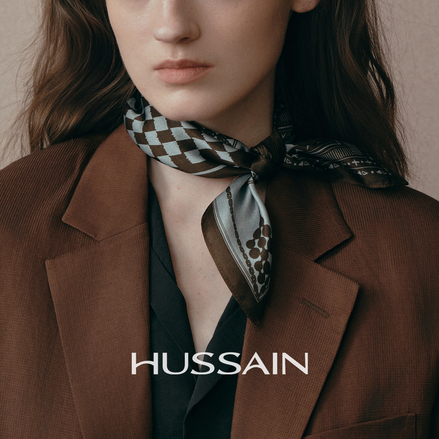 HUSSAIN四宫格真丝方巾