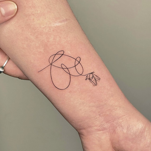 ZingTattoo 爱心蝴蝶线条纹身贴 手腕脚踝 BTS 防弹少年团