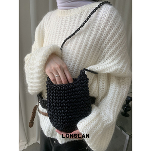 Lonslan BAG 2025NEW早秋时尚简约手工棉蜡绳编织单肩斜挎水桶包