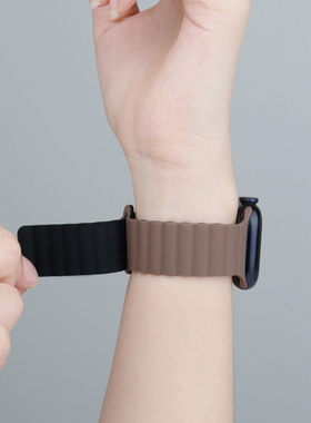适用苹果手表S11/10表带iwatch9/8/6代高级磁吸applewatch4/5/se创意硅胶双色42/44/40/46mm个性潮女小众新款