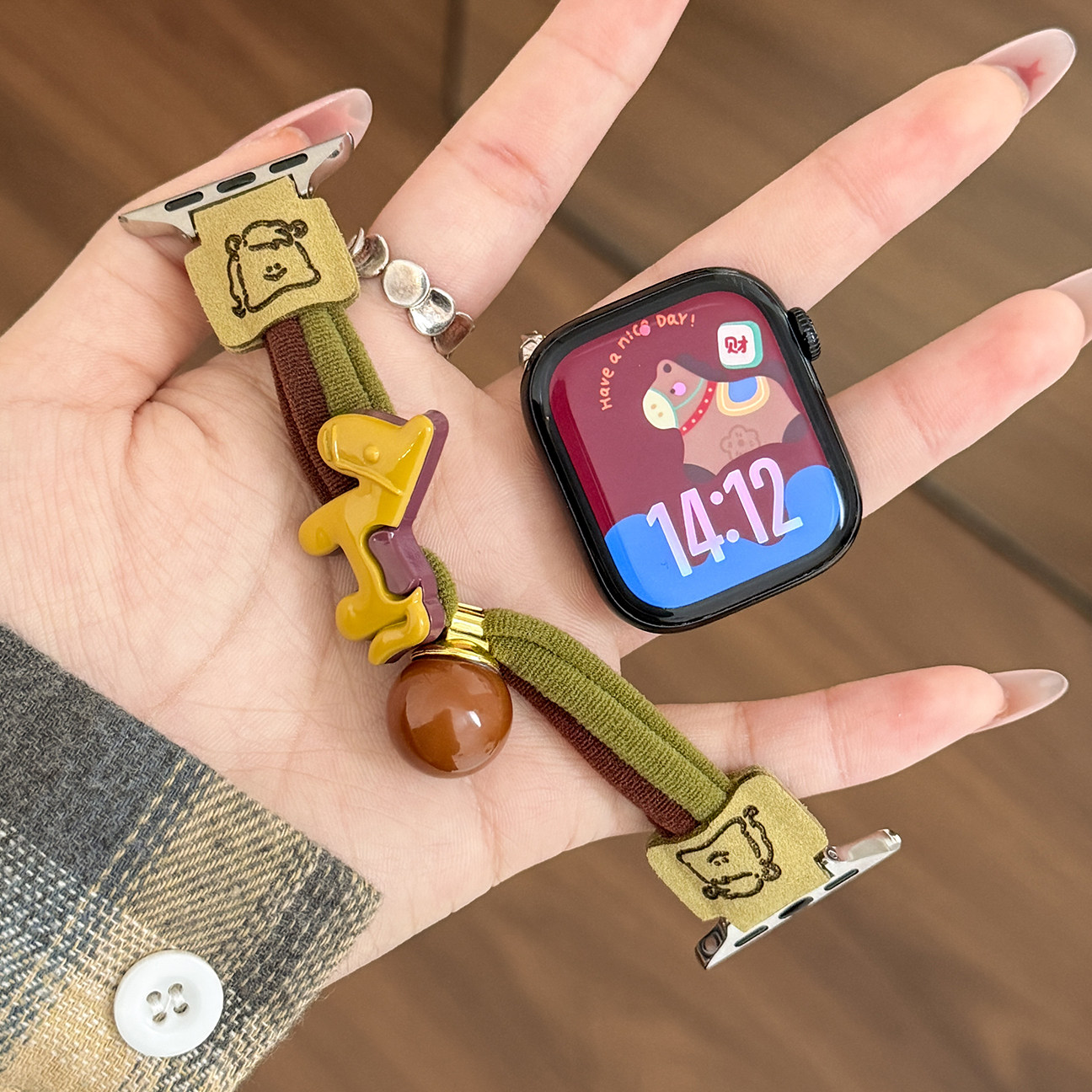 小马皮筋发圈适用iwatch苹果手表S11表带新款applewatch10/9/8串珠小众女款ultra卡通可爱马年款替换腕带42mm