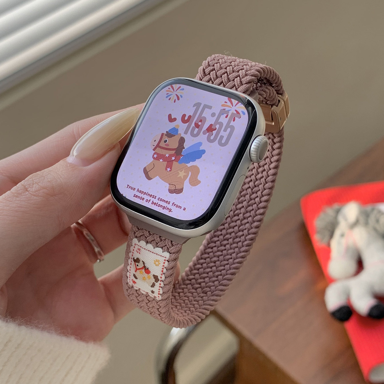 适用苹果手表applewatch11表带磁吸扣尼龙iwatchs10新年款S9/8/7红色卡通小马SE时尚简约42/46mm秋冬新款女款,智能设备,智能手表手环表带/腕带,淘宝优惠券,粉丝福利购,淘宝优惠卷