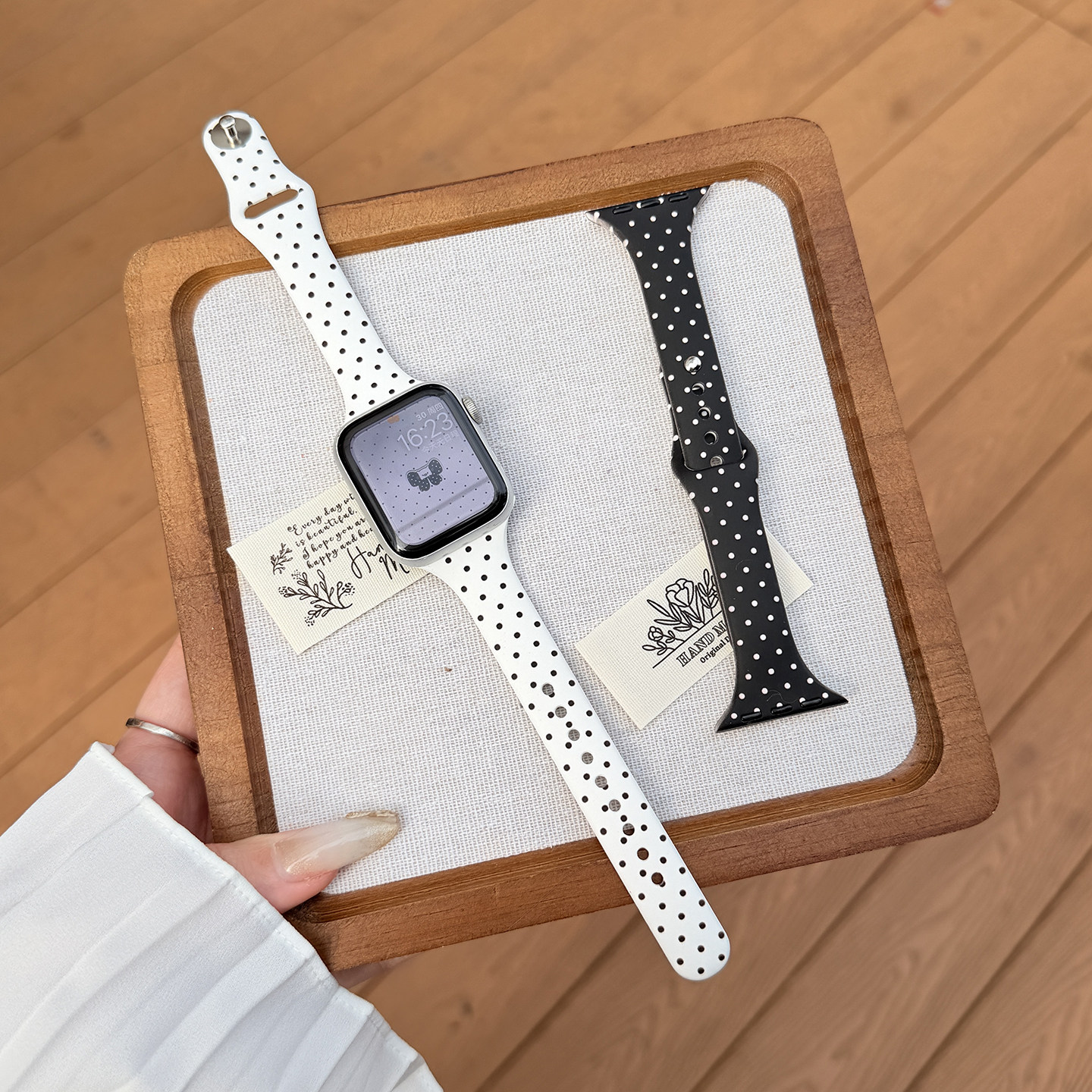 小蛮腰波点适用iWatch11苹果表带S10手表带硅胶新款Ultra3Apple Watch10夏季多巴胺腕带se透气男女通用运动表