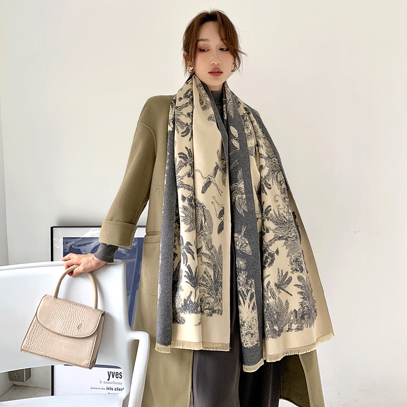 高级感围巾女冬季仿羊绒送长辈婆婆披肩外搭搭肩保暖围脖2023新款