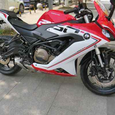 适用钱江qjmotor赛250保险杠护杠防摔竞技杠qj250gs-29e改装配件